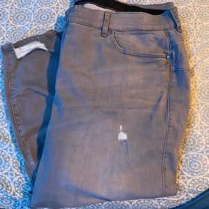 Torrid super soft bombshell skinny